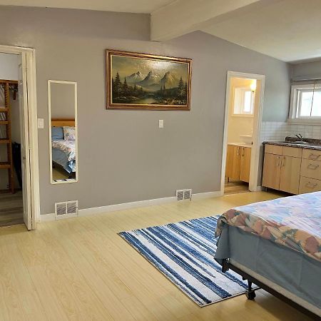 Whole Suite To Yourself At Coquitlam Centre! Port Coquitlam Eksteriør bilde
