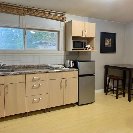Whole Suite To Yourself At Coquitlam Centre! Port Coquitlam Eksteriør bilde